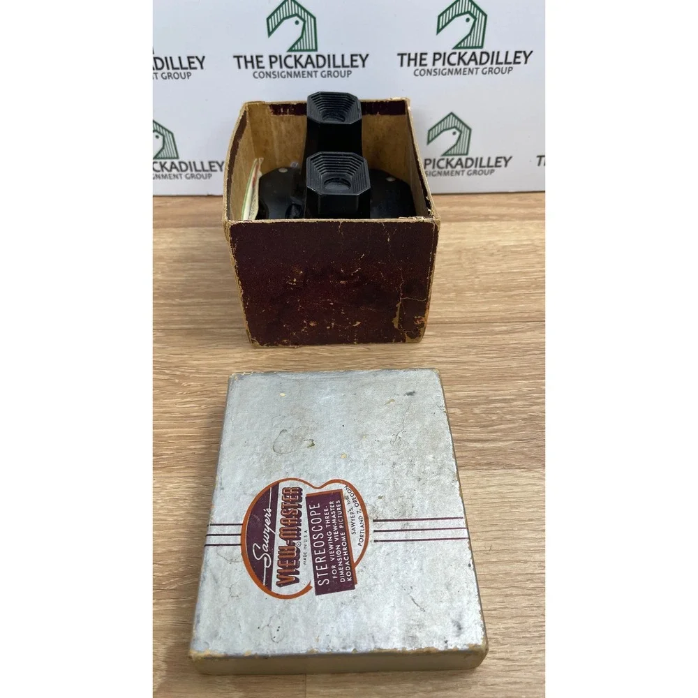 Vintage Sawyers View-Master Stereoscope Model B Black 3D Viewer w Original Box